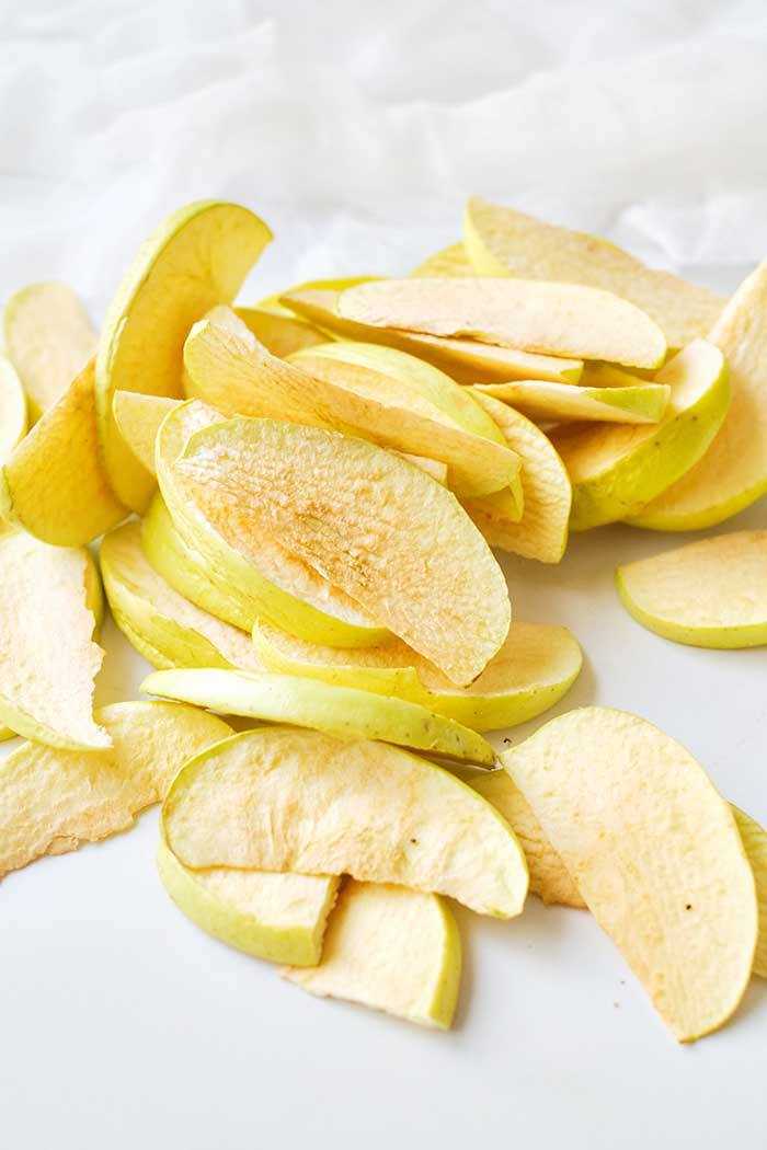 سیب زرد فریزدراید-نفیس طعم آریانی